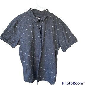 Batman DC Comics Shirt Men’s XL Button Up Short Sleeve Gray All Over Print